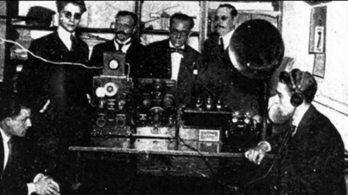 La Radio cumple 100 años.