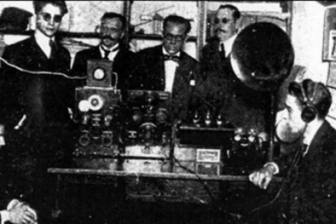 La Radio cumple 100 años.